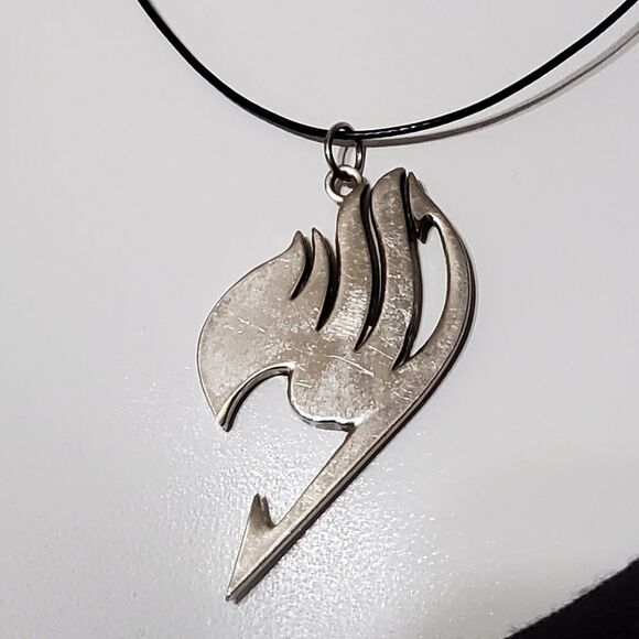 Silver Tone & Black Fairy Tail Necklace - Picture 4 of 5